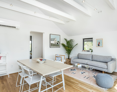123 Idlewild Avenue - Photo Thumbnail 6