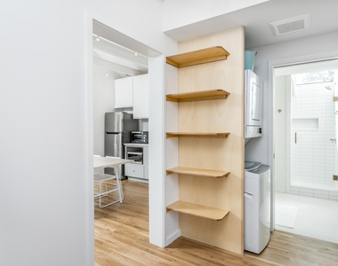 123 Idlewild Avenue - Photo Thumbnail 13