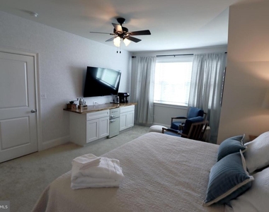 18834 Bethpage Drive - Photo Thumbnail 10