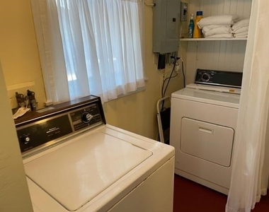 32 Birch Bluff - Photo Thumbnail 11
