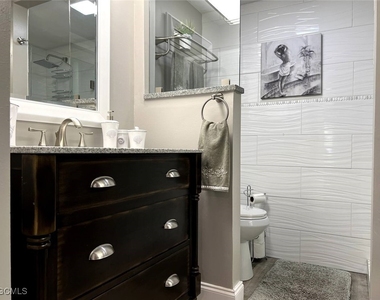 5255 Coronado Parkway - Photo Thumbnail 39