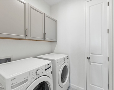 4607 Arboretum Circle - Photo Thumbnail 29
