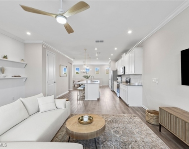 4607 Arboretum Circle - Photo Thumbnail 17
