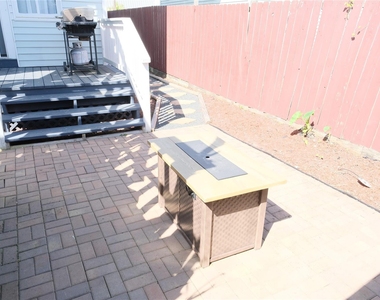 2310 33rd Street - Photo Thumbnail 9