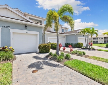 4607 Arboretum Circle - Photo Thumbnail 33