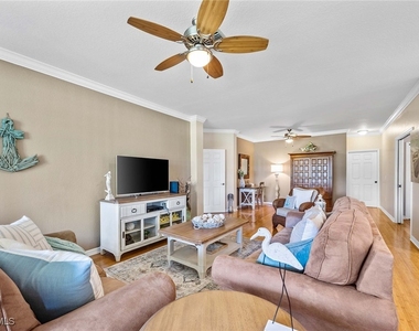 7000 Pinnacle Lane - Photo Thumbnail 6