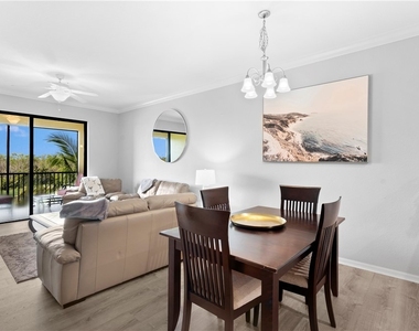 9727 Acqua Court - Photo Thumbnail 7