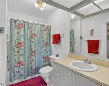 4210 Looking Glass Lane - Photo Thumbnail 18