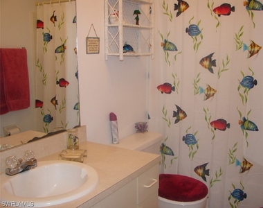 4210 Looking Glass Lane - Photo Thumbnail 7