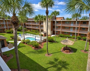 12760 Indian Rocks Road - Photo Thumbnail 2