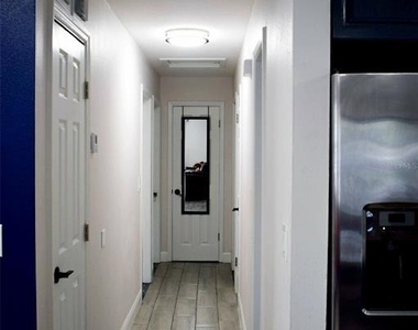 4306 W La Salle Street - Photo Thumbnail 7