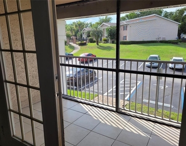 155 N Pearl Lake Causeway - Photo Thumbnail 1