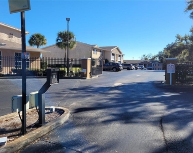 155 N Pearl Lake Causeway - Photo Thumbnail 5