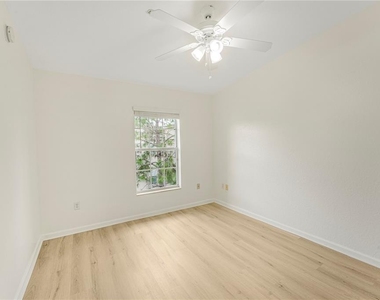 3351 Whitestone Circle - Photo Thumbnail 14