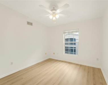 3351 Whitestone Circle - Photo Thumbnail 12