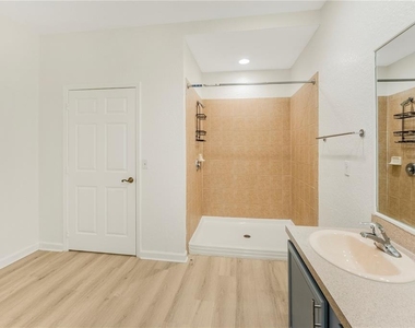 3351 Whitestone Circle - Photo Thumbnail 11