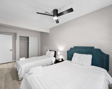 3618 Redwood Street - Photo Thumbnail 26