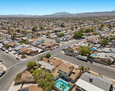 3618 Redwood Street - Photo Thumbnail 50