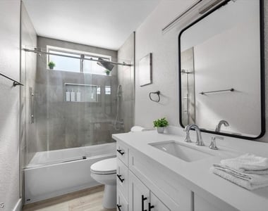 3618 Redwood Street - Photo Thumbnail 33