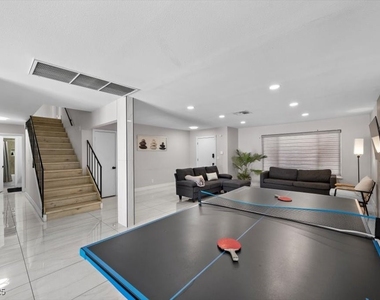 3618 Redwood Street - Photo Thumbnail 6