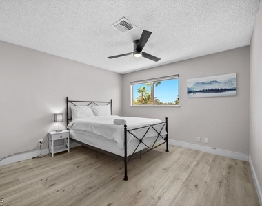 3618 Redwood Street - Photo Thumbnail 32