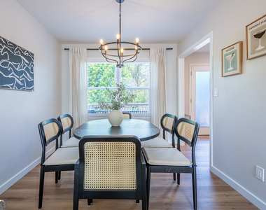 18 Huntcliff Drive - Photo Thumbnail 1