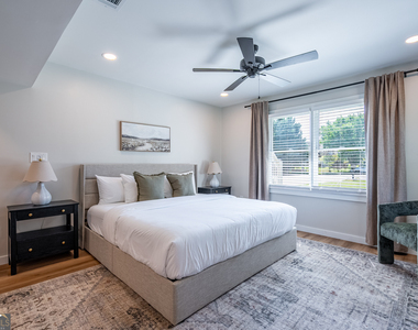 18 Huntcliff Drive - Photo Thumbnail 3