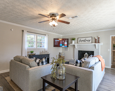 196 Etowah Drive - Photo Thumbnail 12
