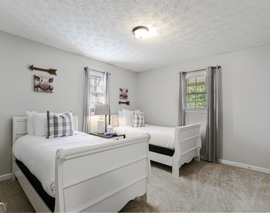 196 Etowah Drive - Photo Thumbnail 25
