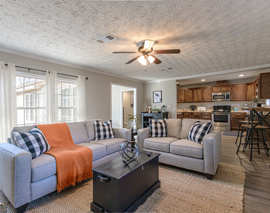 196 Etowah Drive - Photo Thumbnail 13