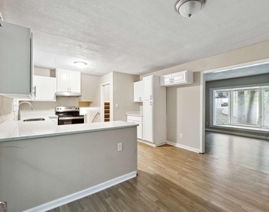 5786 Deerfield Trail - Photo Thumbnail 8