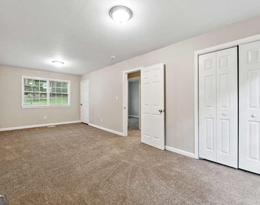 5786 Deerfield Trail - Photo Thumbnail 14