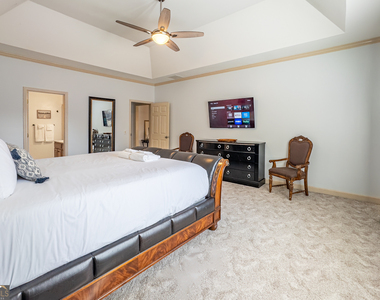 530 Waterford Drive - Photo Thumbnail 19