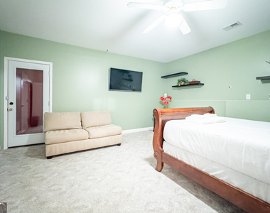 530 Waterford Drive - Photo Thumbnail 26
