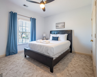 530 Waterford Drive - Photo Thumbnail 14