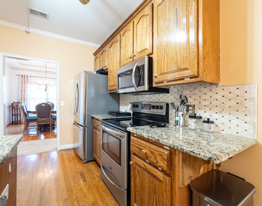 530 Waterford Drive - Photo Thumbnail 2