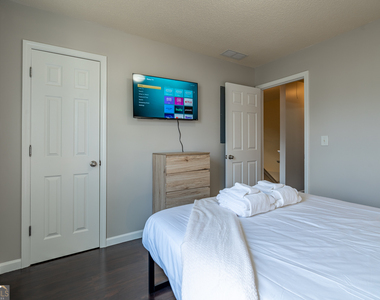 106 Middlebrook Drive - Photo Thumbnail 20