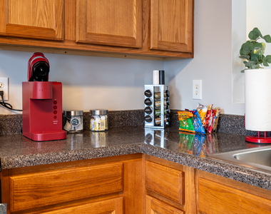 106 Middlebrook Drive - Photo Thumbnail 8