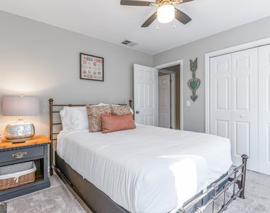 535 Douthit Ferry Road - Photo Thumbnail 4
