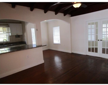 4565 N Ocean Drive - Photo Thumbnail 2