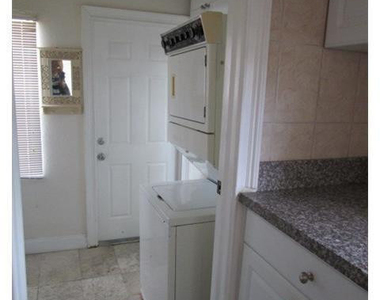 4565 N Ocean Drive - Photo Thumbnail 10