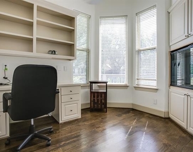 6319 Turner Way - Photo Thumbnail 15