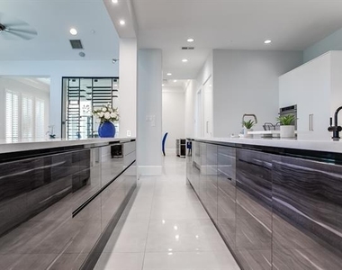 6319 Turner Way - Photo Thumbnail 7