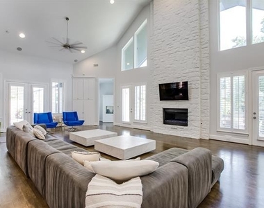 6319 Turner Way - Photo Thumbnail 8