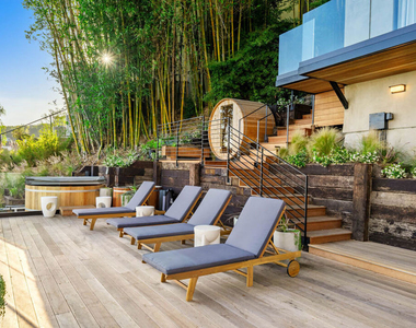 8800 Hollywood Boulevard - Photo Thumbnail 59