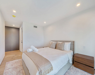 8800 Hollywood Boulevard - Photo Thumbnail 51