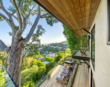 8800 Hollywood Boulevard - Photo Thumbnail 52
