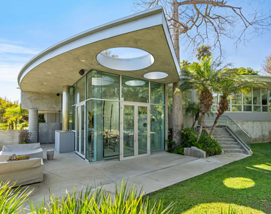 28775 Sea Ranch Way - Photo Thumbnail 16