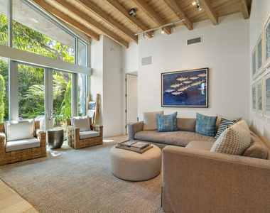 28775 Sea Ranch Way - Photo Thumbnail 12