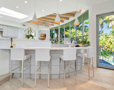 28775 Sea Ranch Way - Photo Thumbnail 4